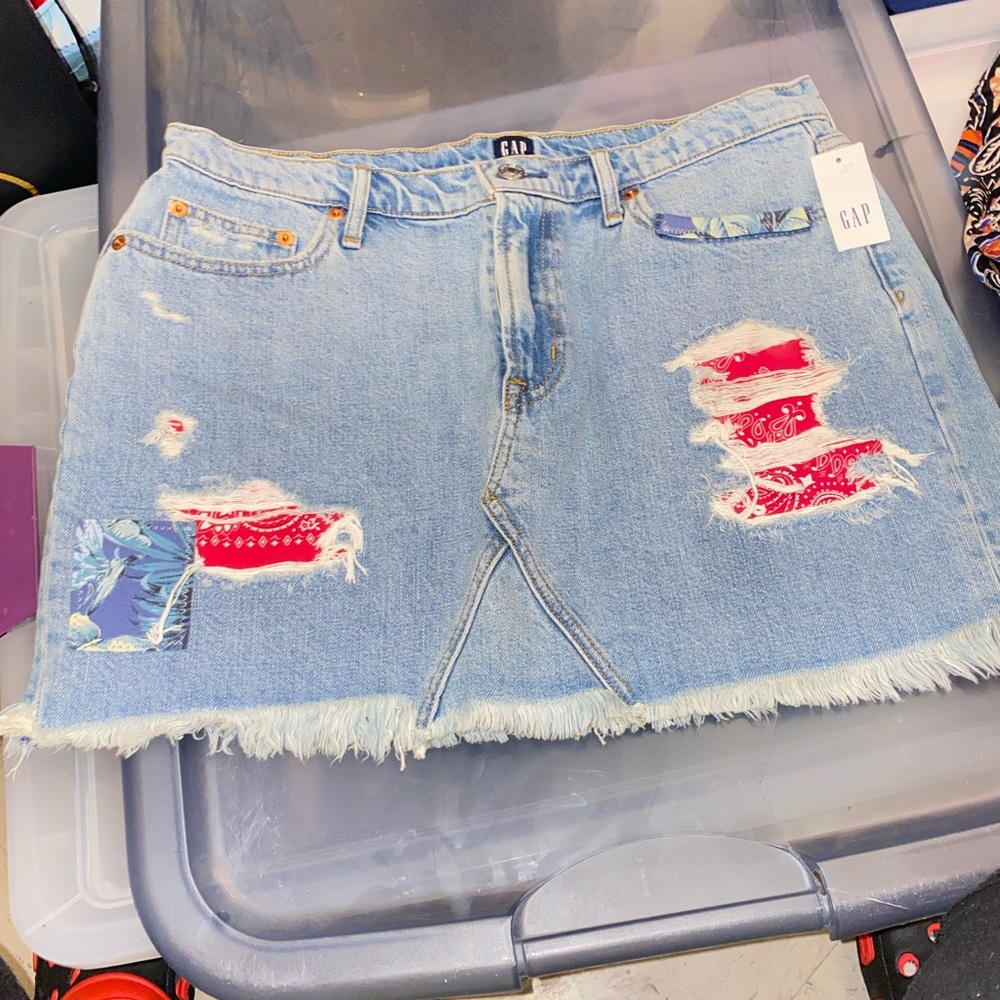 Gap denim mini skirt